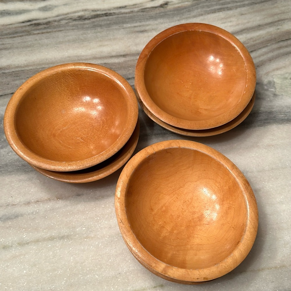 Vintage MCM Munising salad bowls -set of 6
